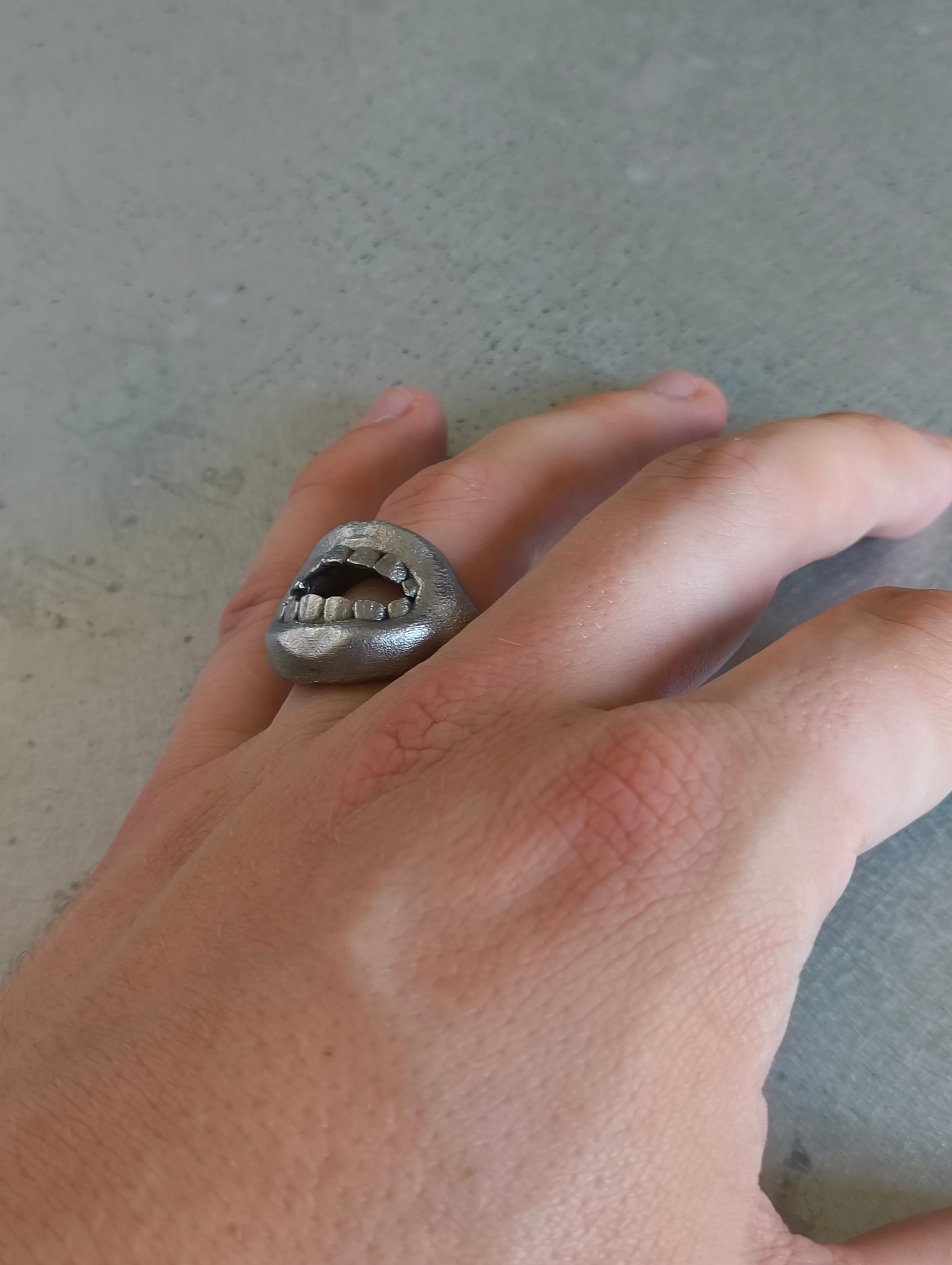 Teeth 01 ring