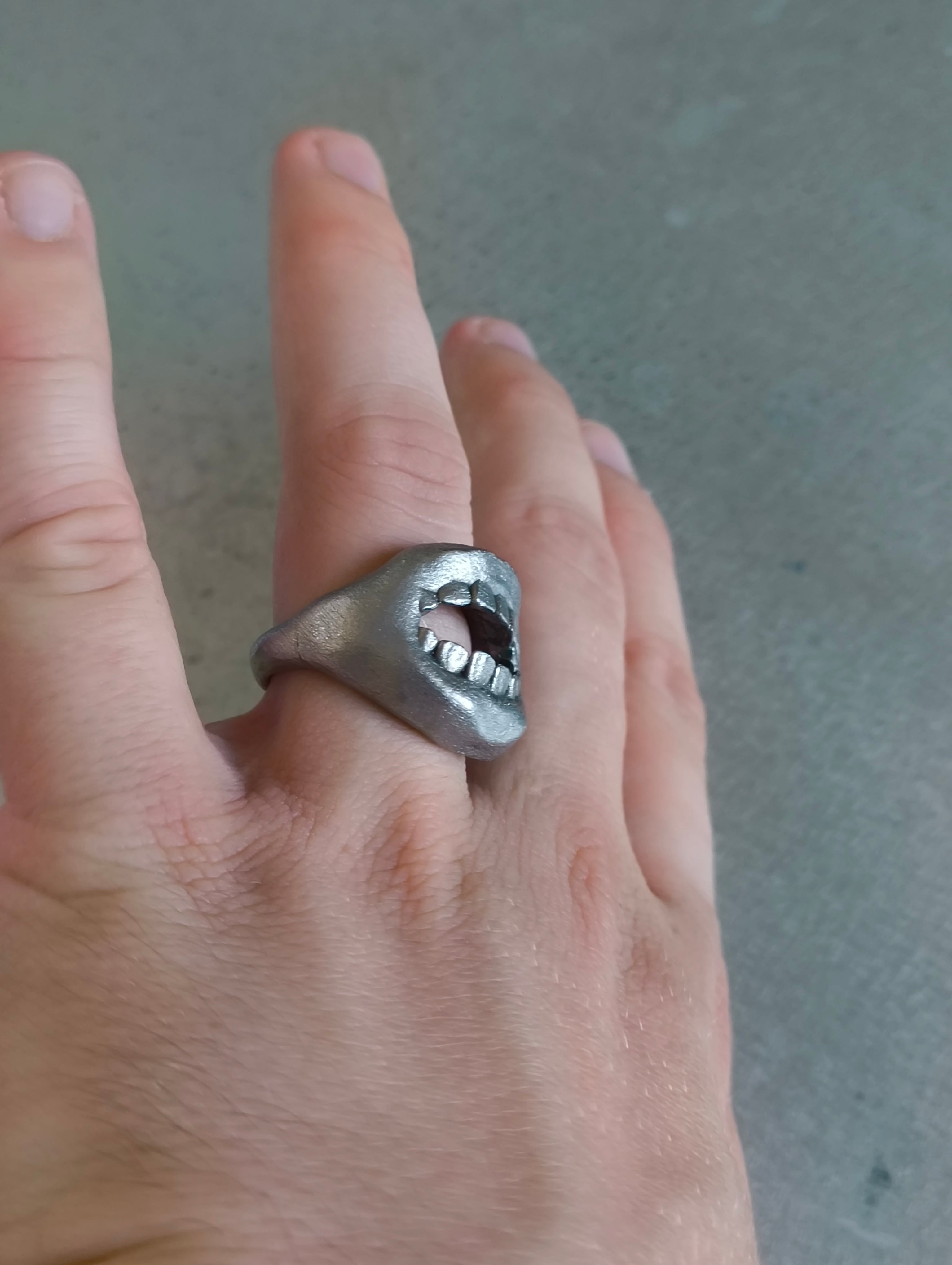 Teeth 01 ring